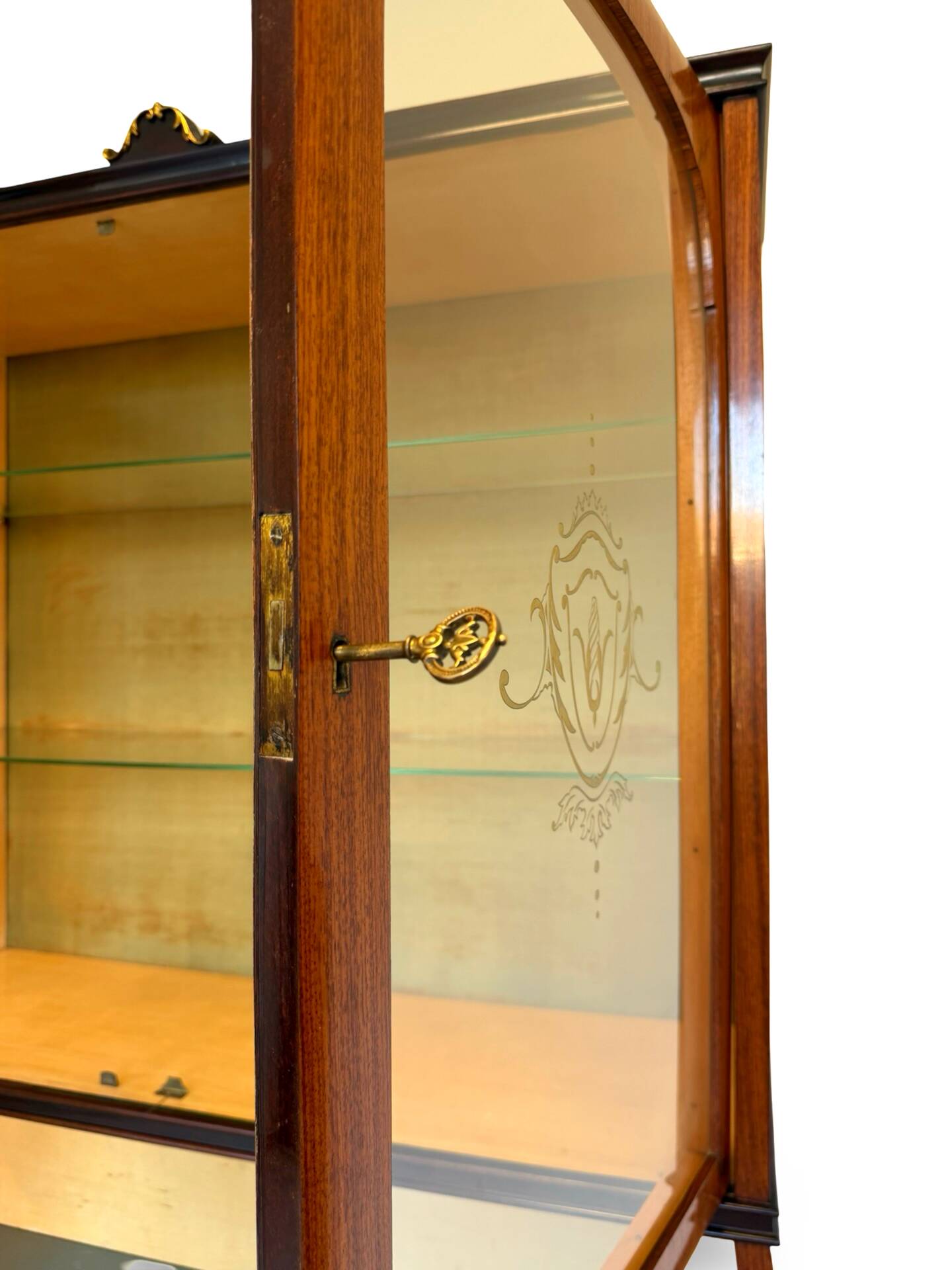 Secretary credenza in marquetry in the Italian Louis XV style from the mid-century, 1960.