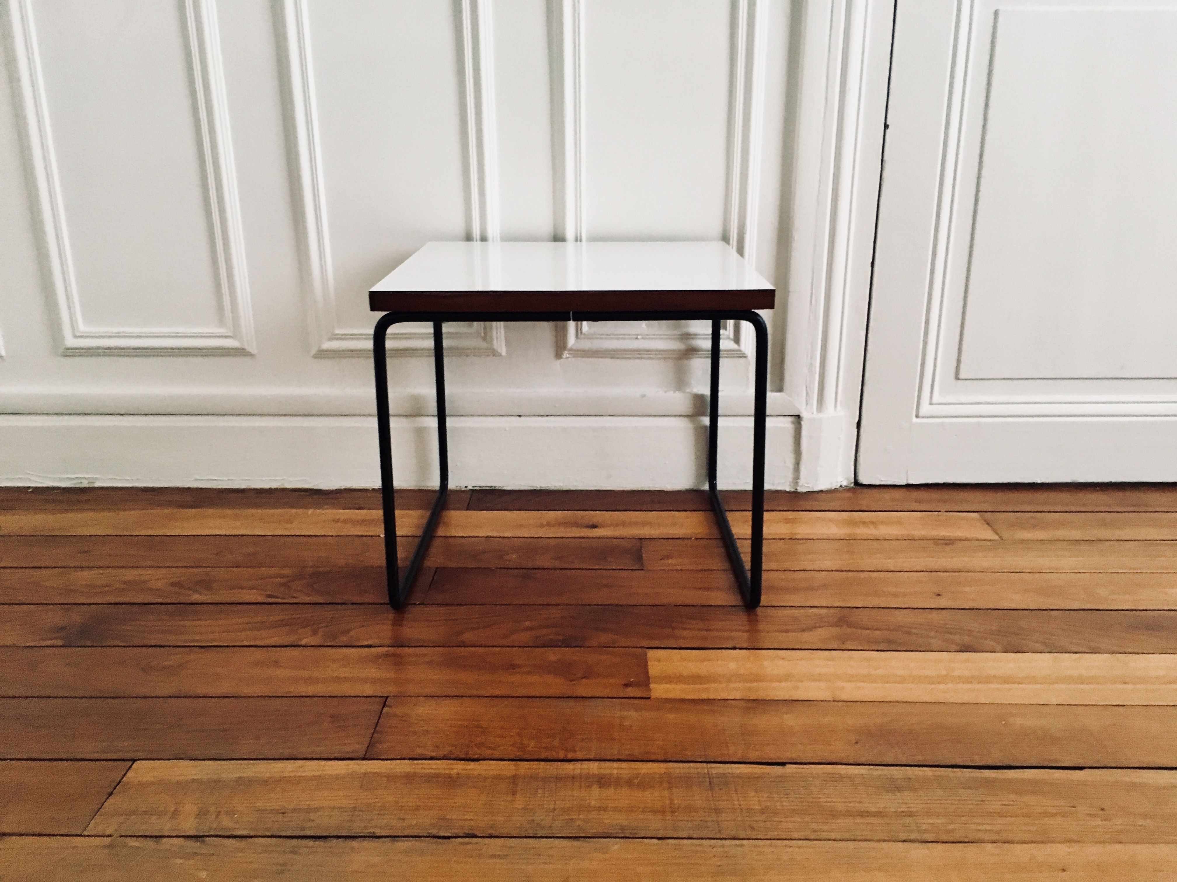Vintage coffee table "flying" signed Pierre Guariche
