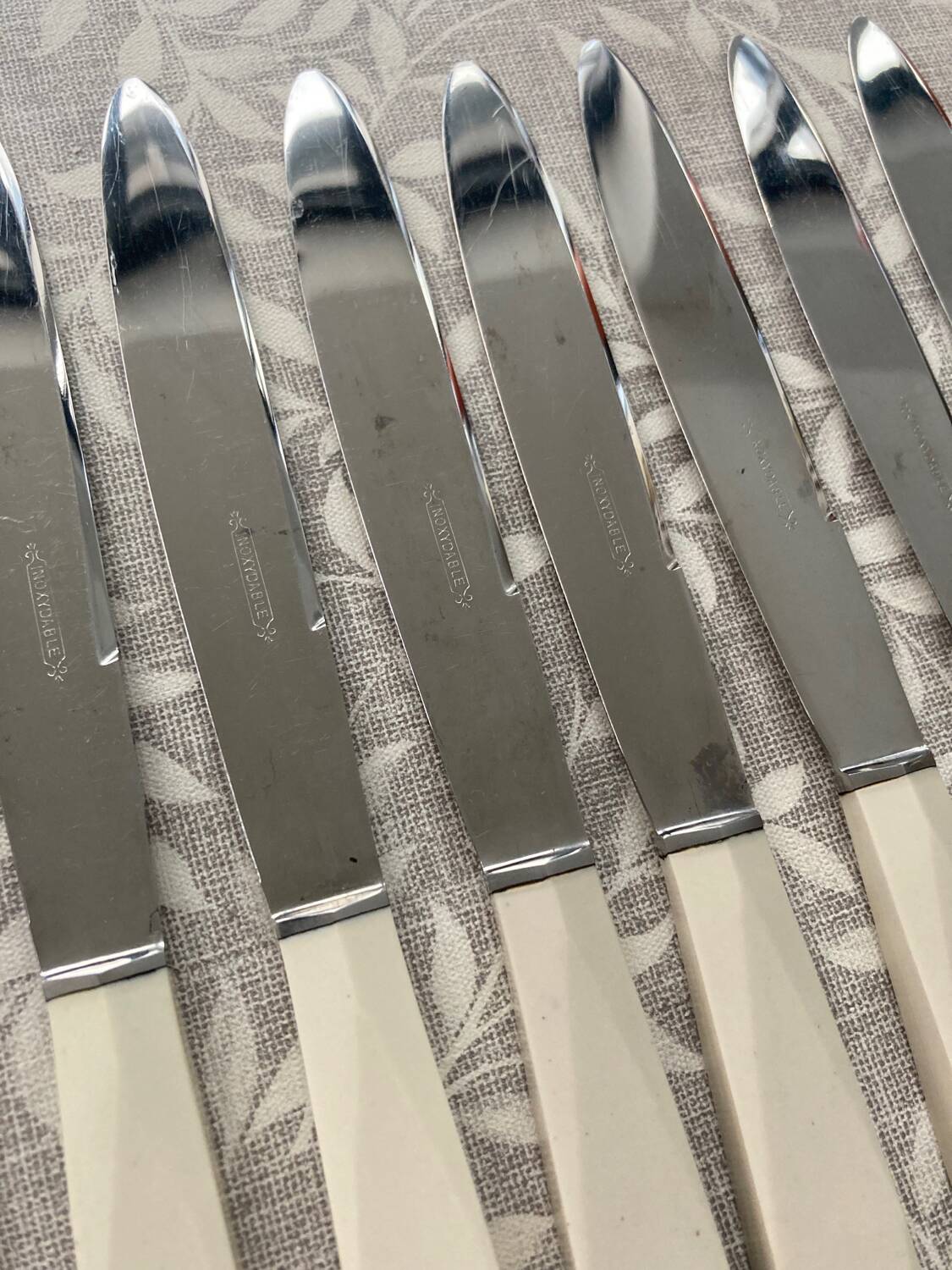 Box of 12 Art Deco knives