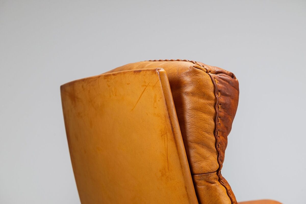 De Sede DS-31 high-back lounge chair in natural leather, Switzerland, 1970