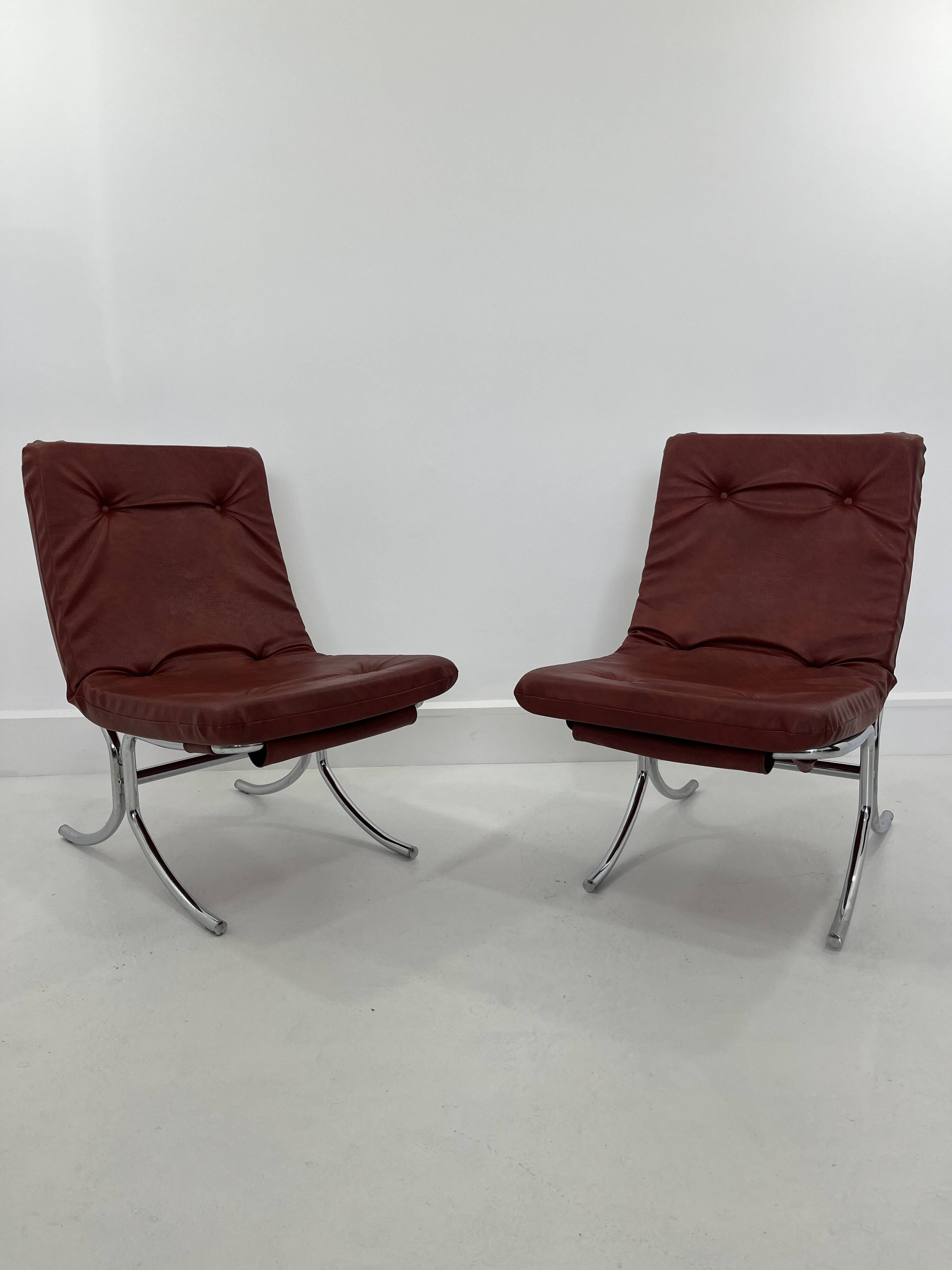 Set of Vintage Lounge Chairs in Chrome and Vinyl, 1970s