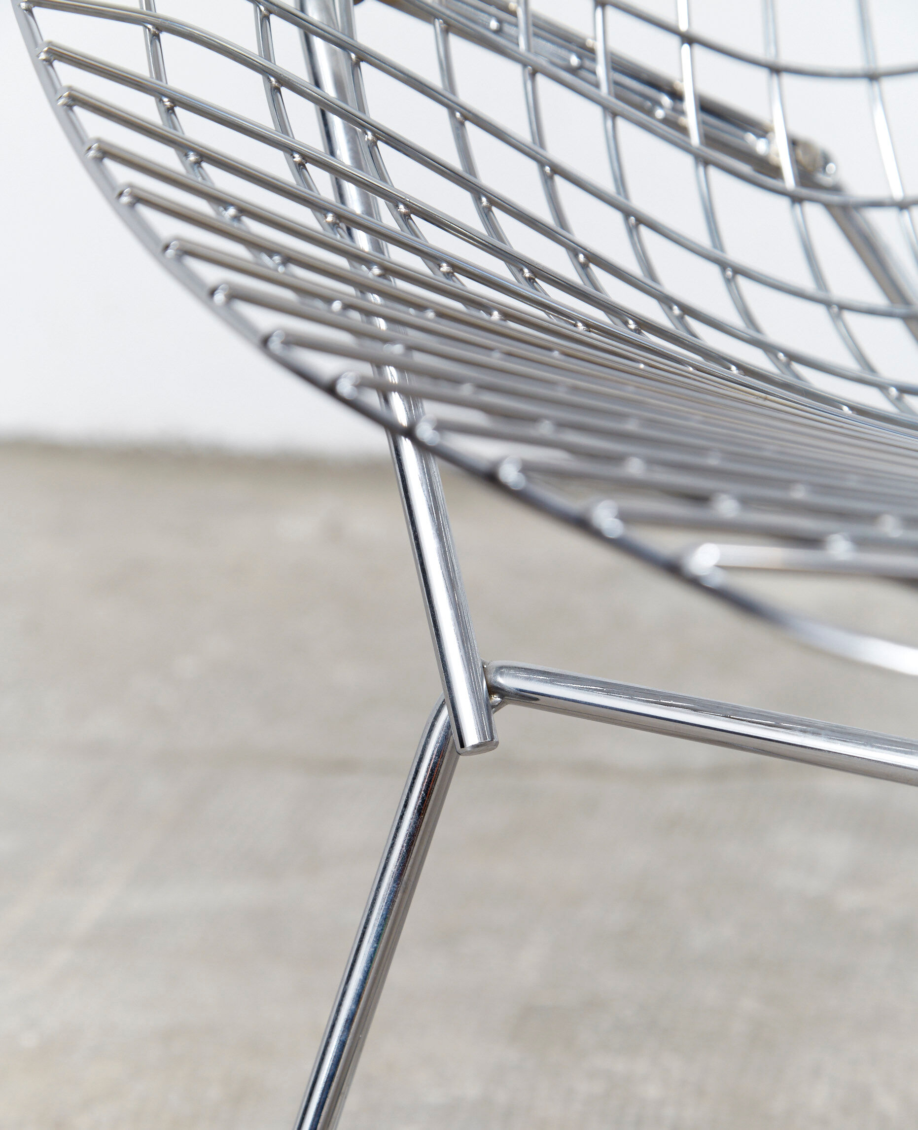 Harry Bertoia diamond chair 421 for Knoll International