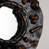 Mirror with shells in glazed stoneware