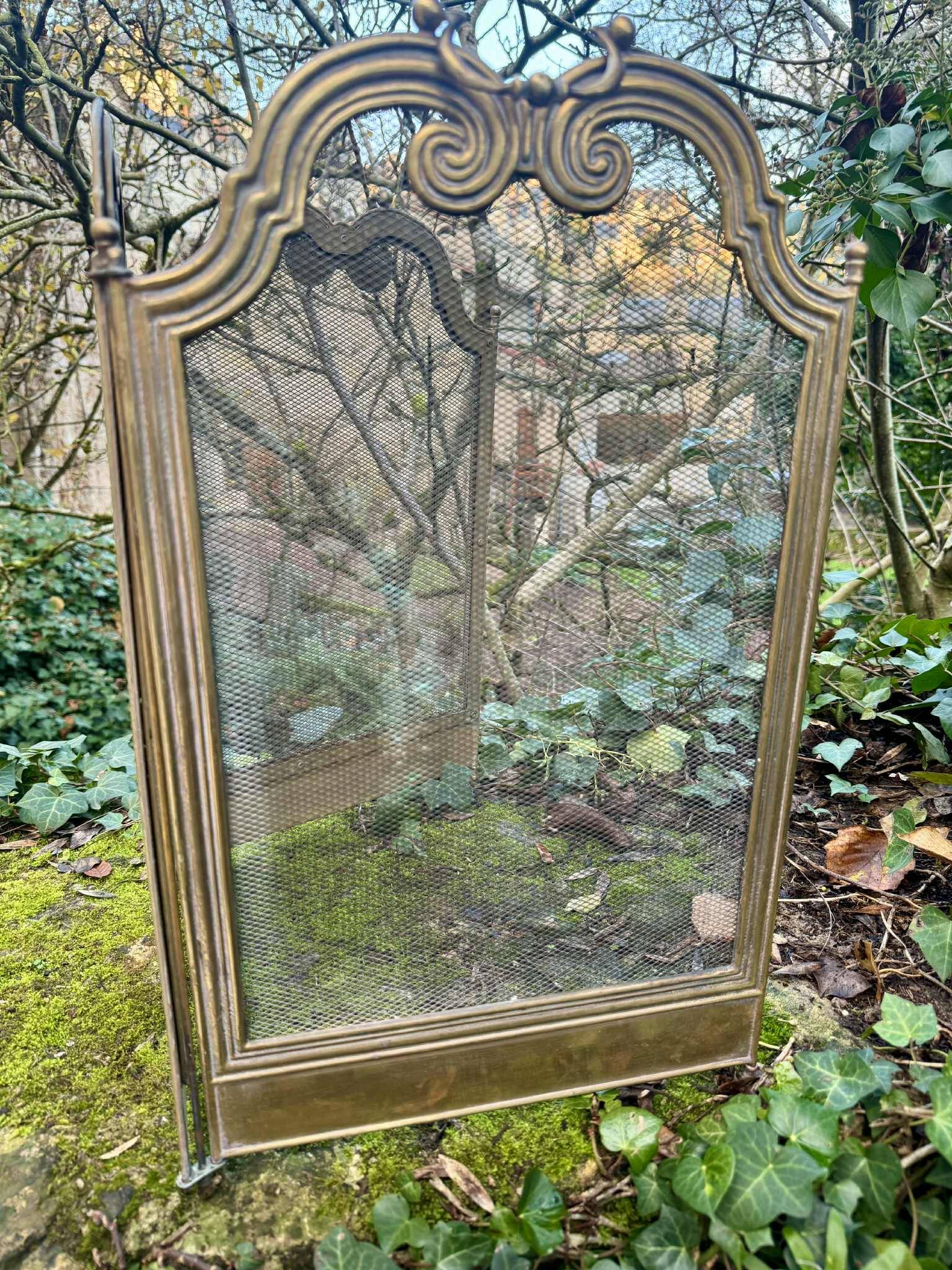 Antique brass fireplace screen