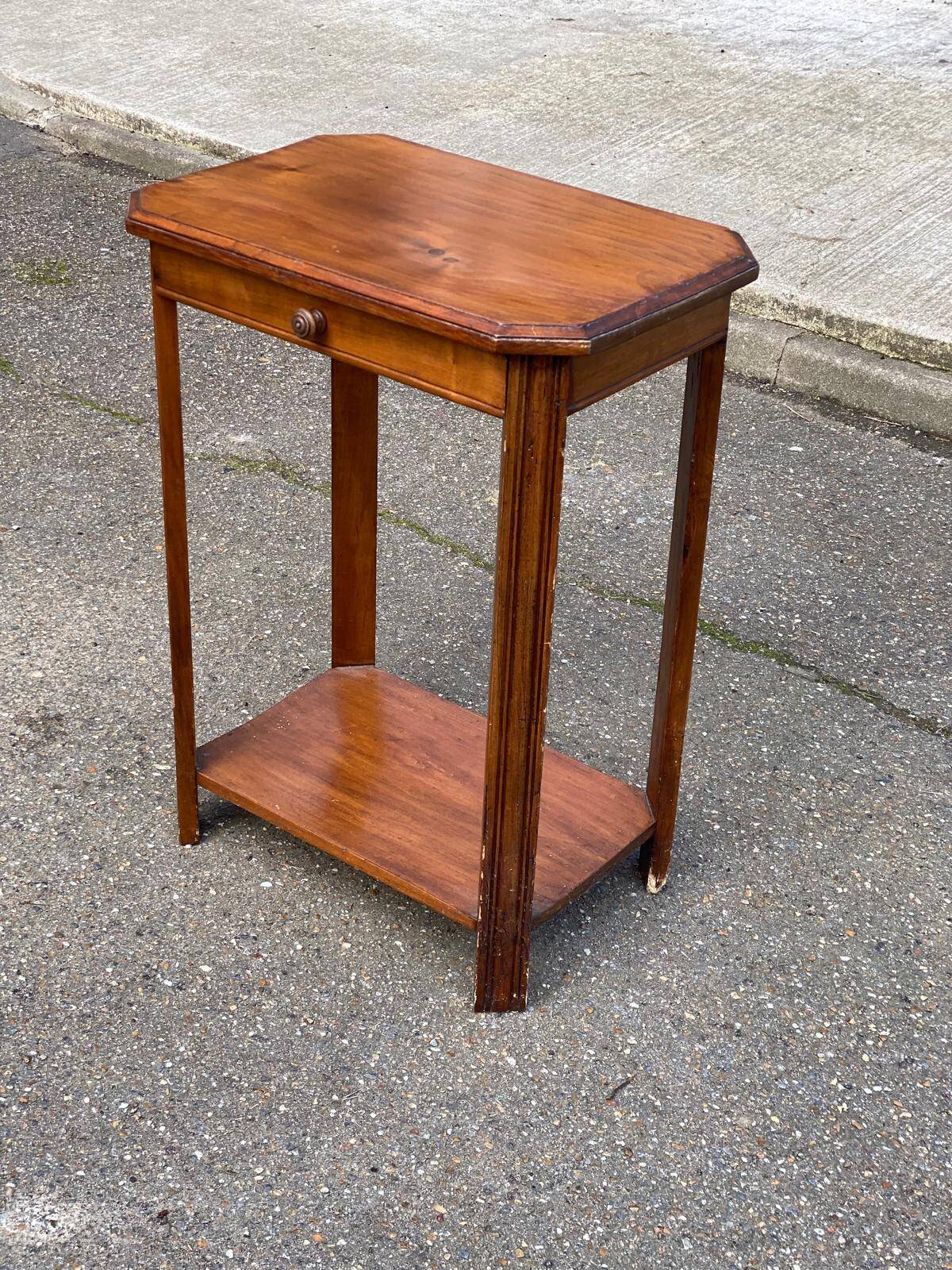 Étagère art déco 1960 en bois massif avec tiroir