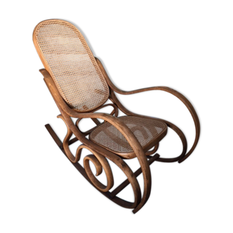 Rocking-chair avec assise et dossier cannés