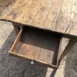 Farm table