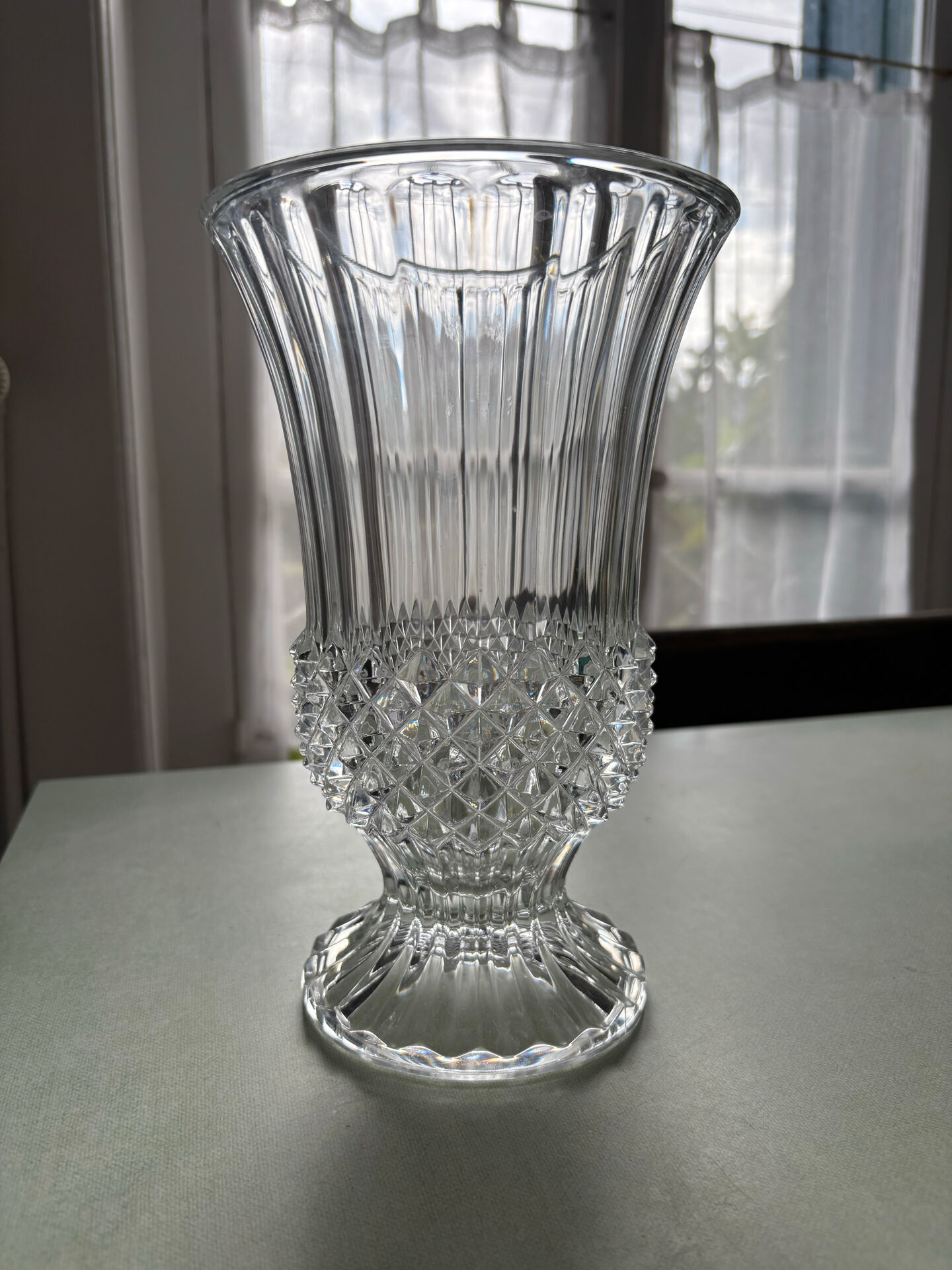 Crystal vase from Arques