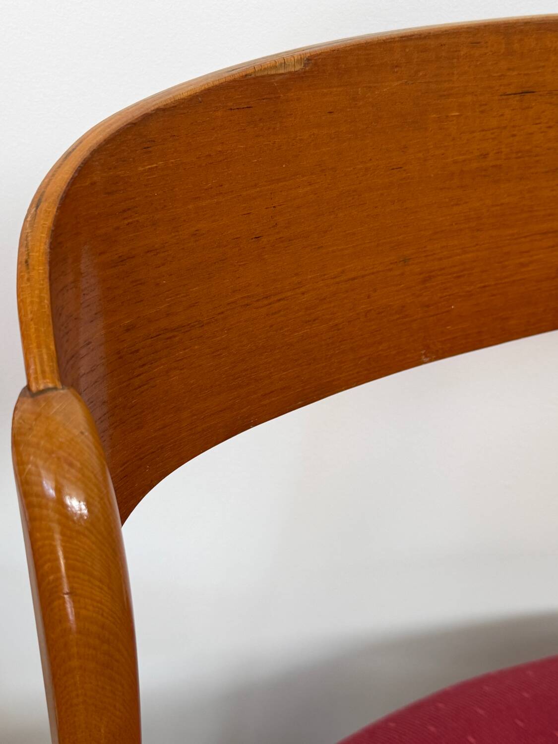 Série de 6 chaises traîneau Baumann vintage