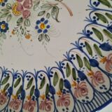 Assiette faïence peinte à la main, bouquet fleuri