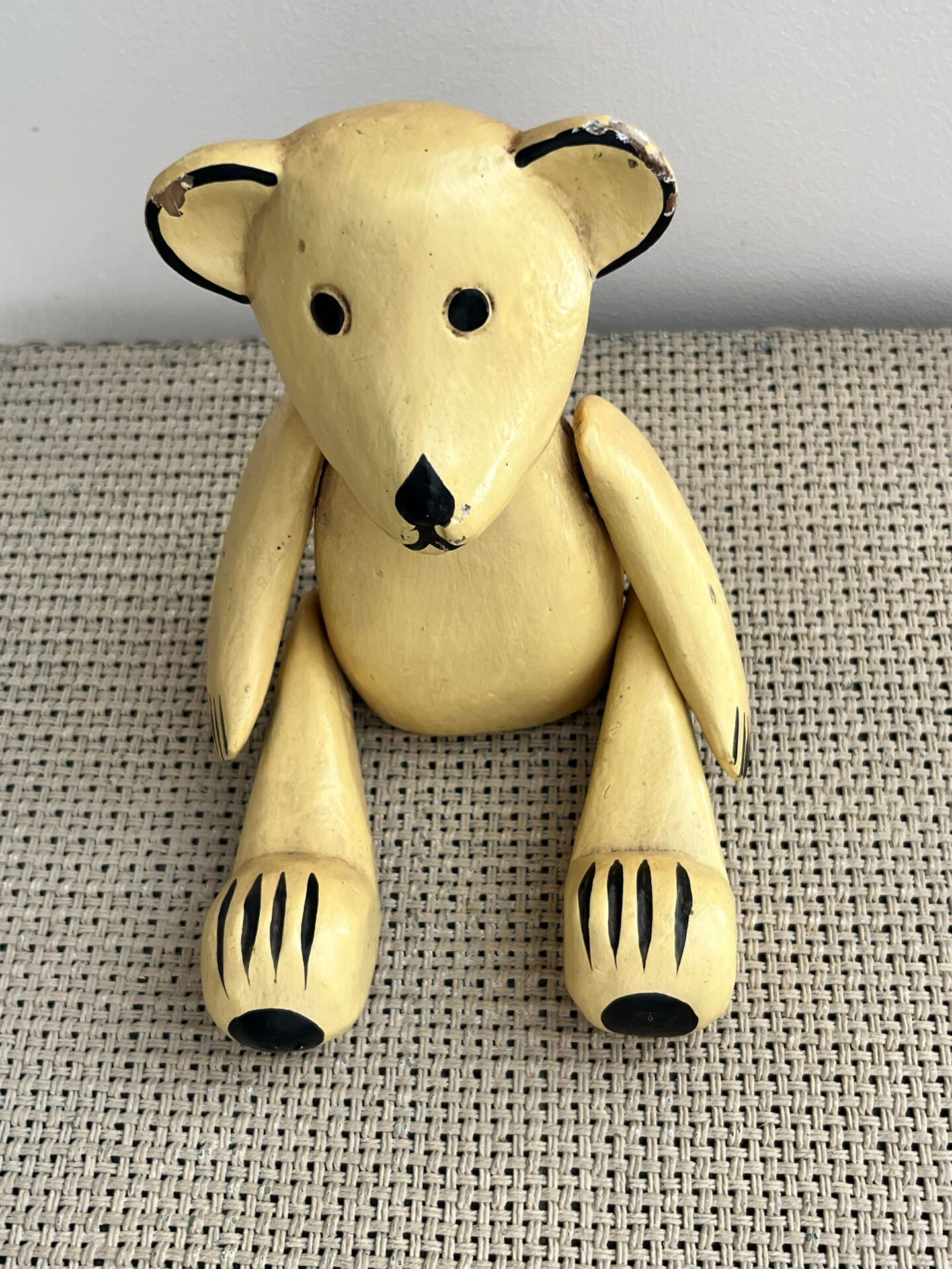 Ours in articulated wood