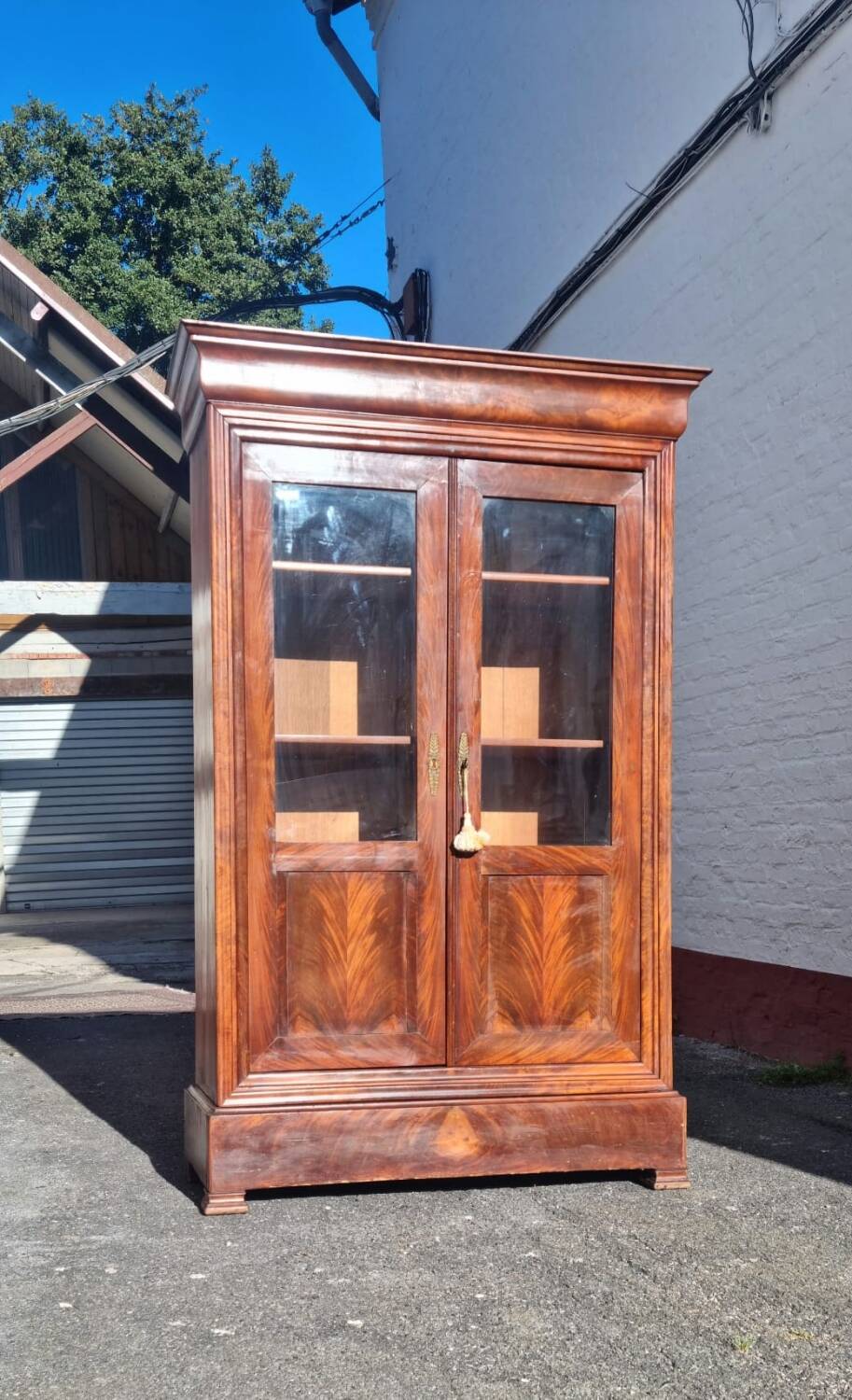 Louis Philippe Style Mahogany Display Cabinet from the 19th Century