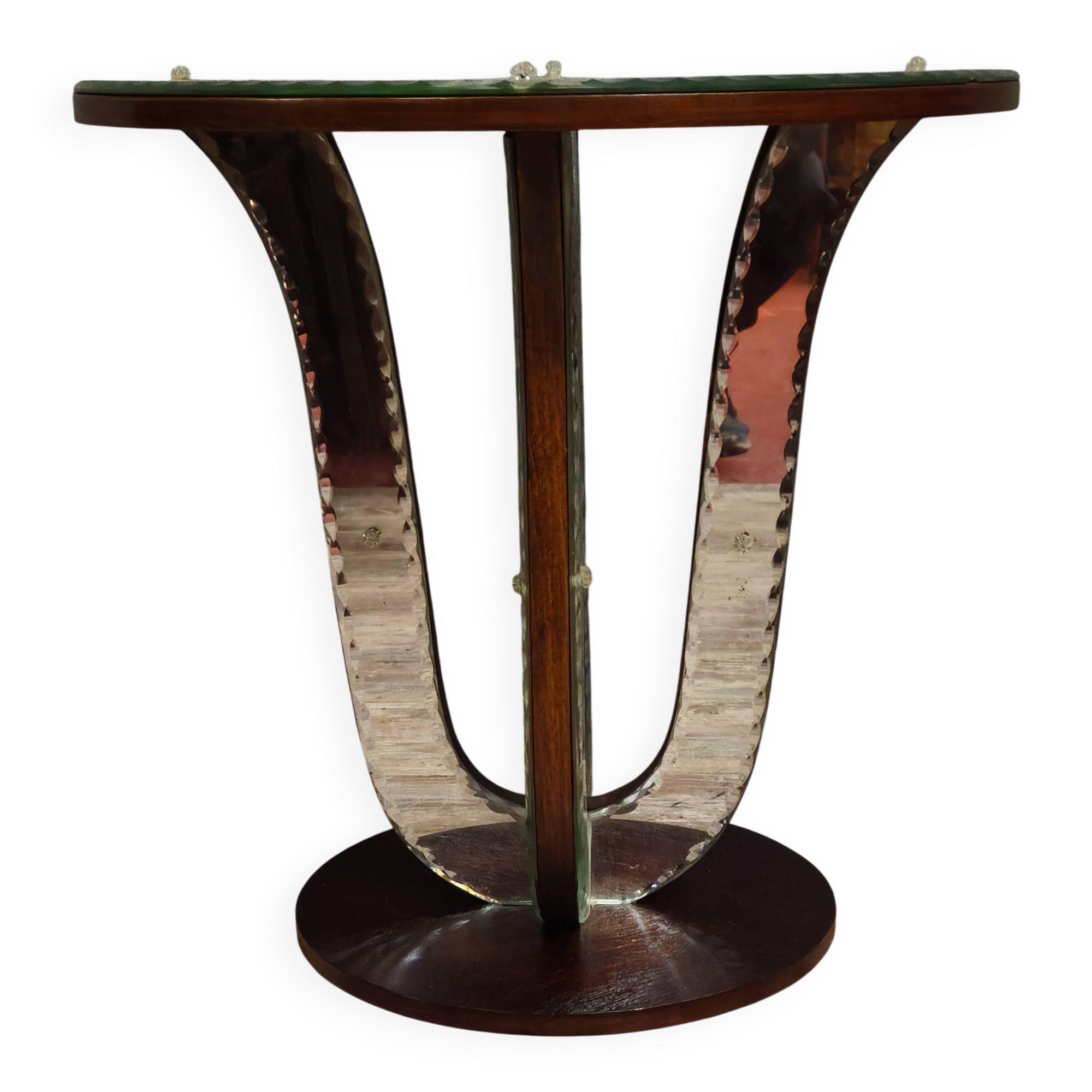 Art Deco guéridon resting on a central base made of stained wood.