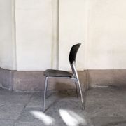 2 chaises empilablse Silla par Josep Llusca pour Driade Italia Année 1995