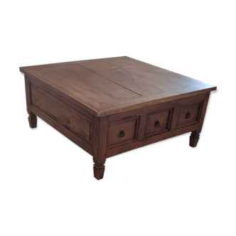 Colonial-style square coffee table in teak