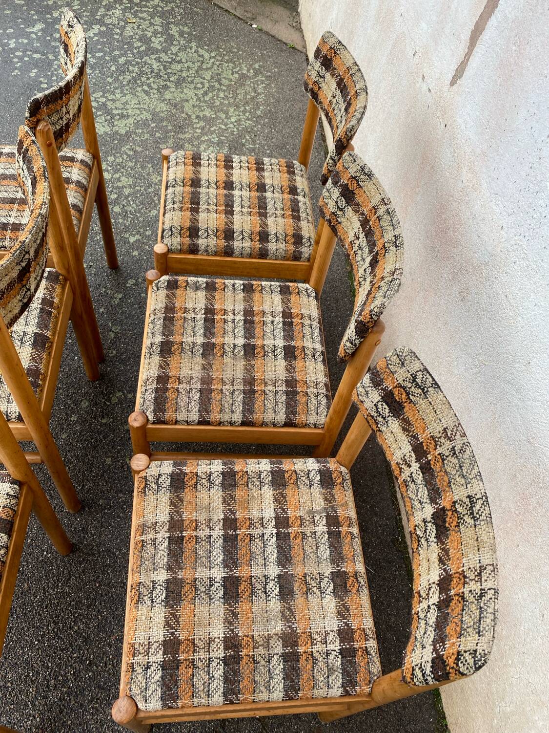 Set of 6 vintage chairs