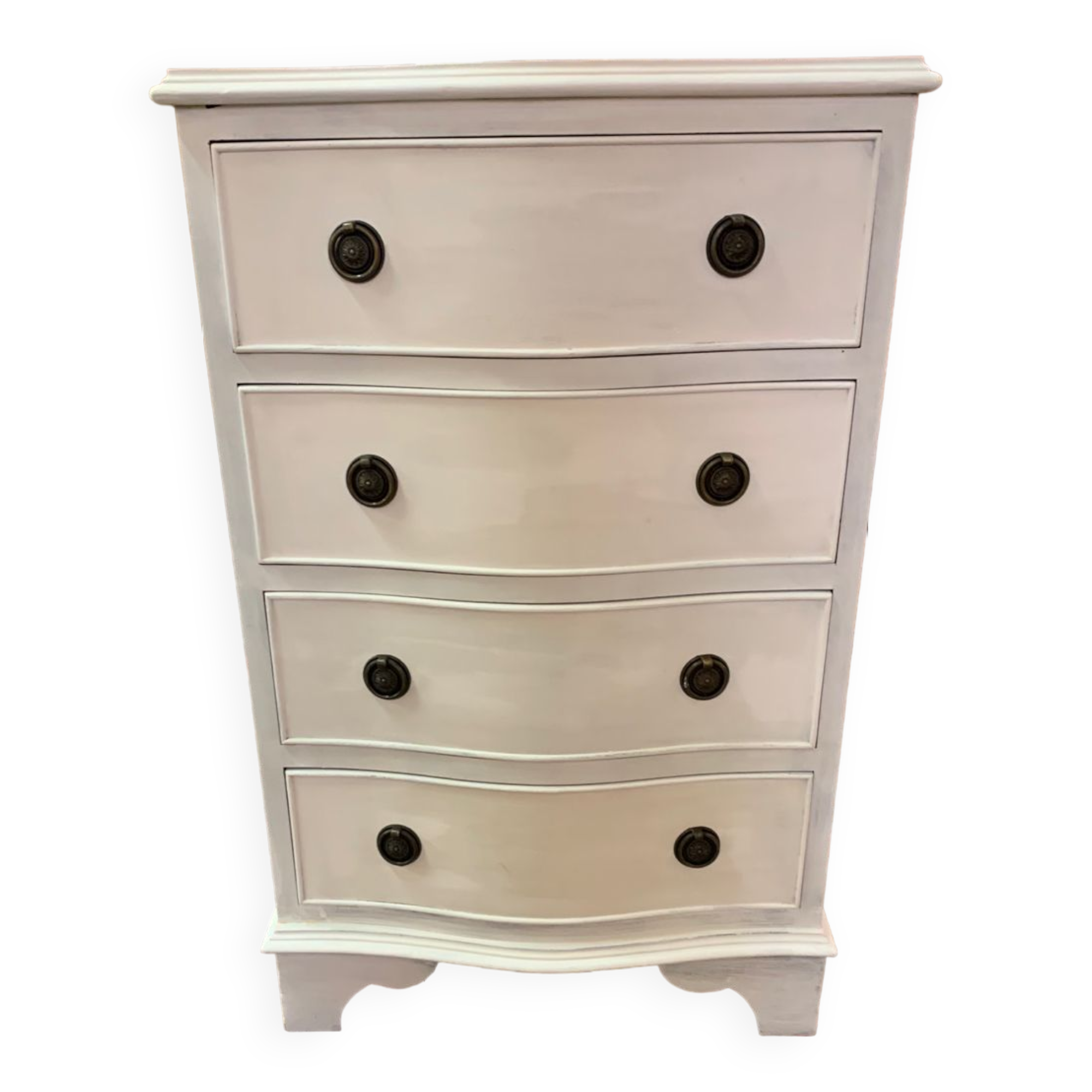 White English chest of drawers