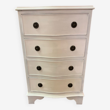 White English chest of drawers