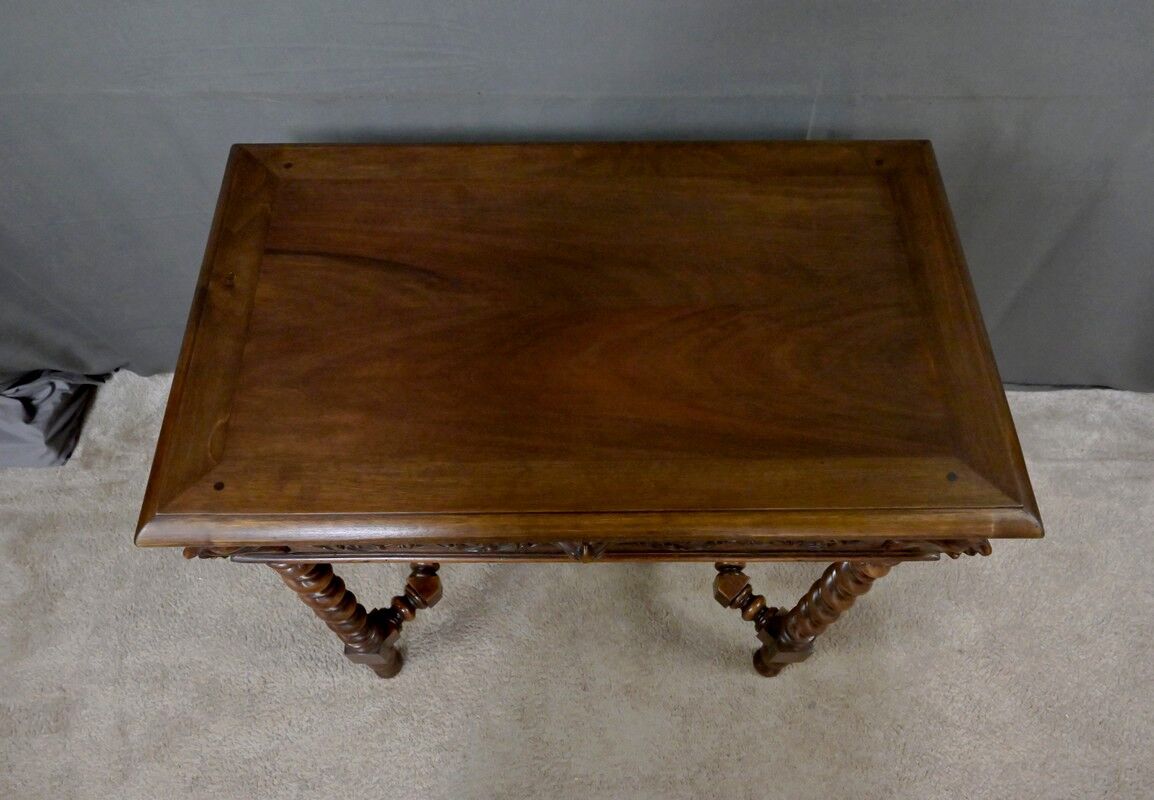 Small walnut desk, Henri II style – late 19th century