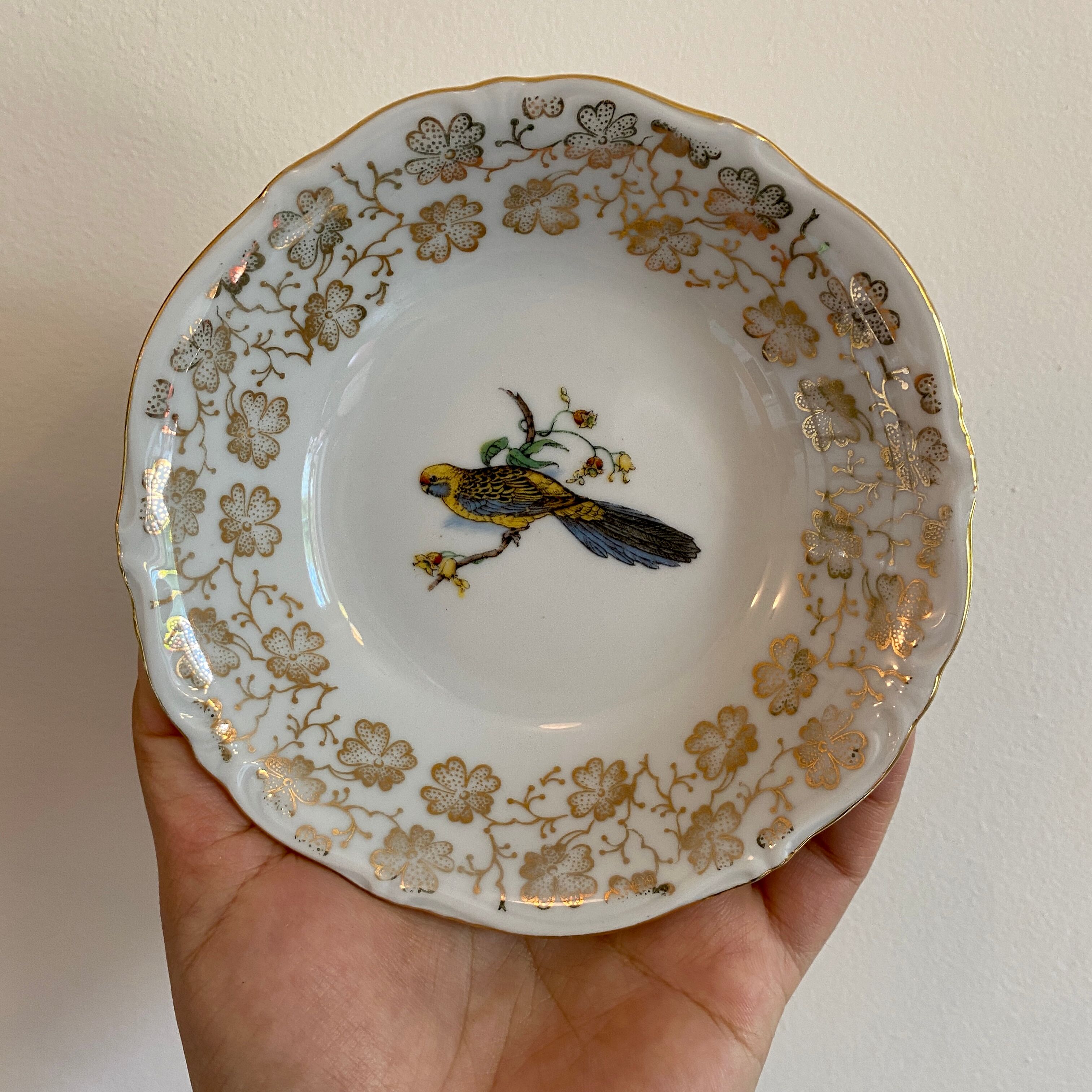 Set of 7 vintage ramekins porcelain bird decorations