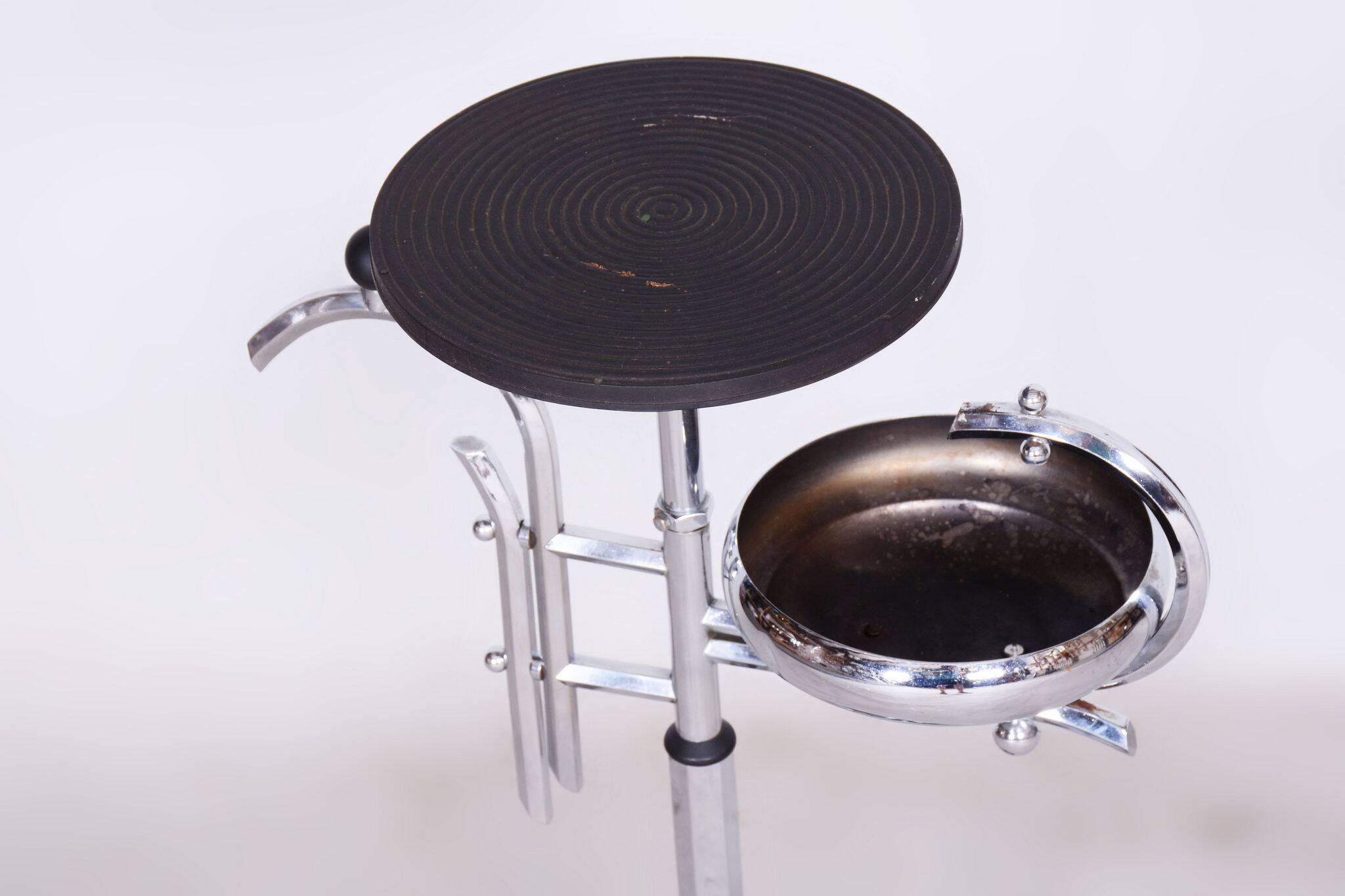 Restored Bauhaus Small Table, Unusual Design, Chrome, Bakelit, Germany, 1930s