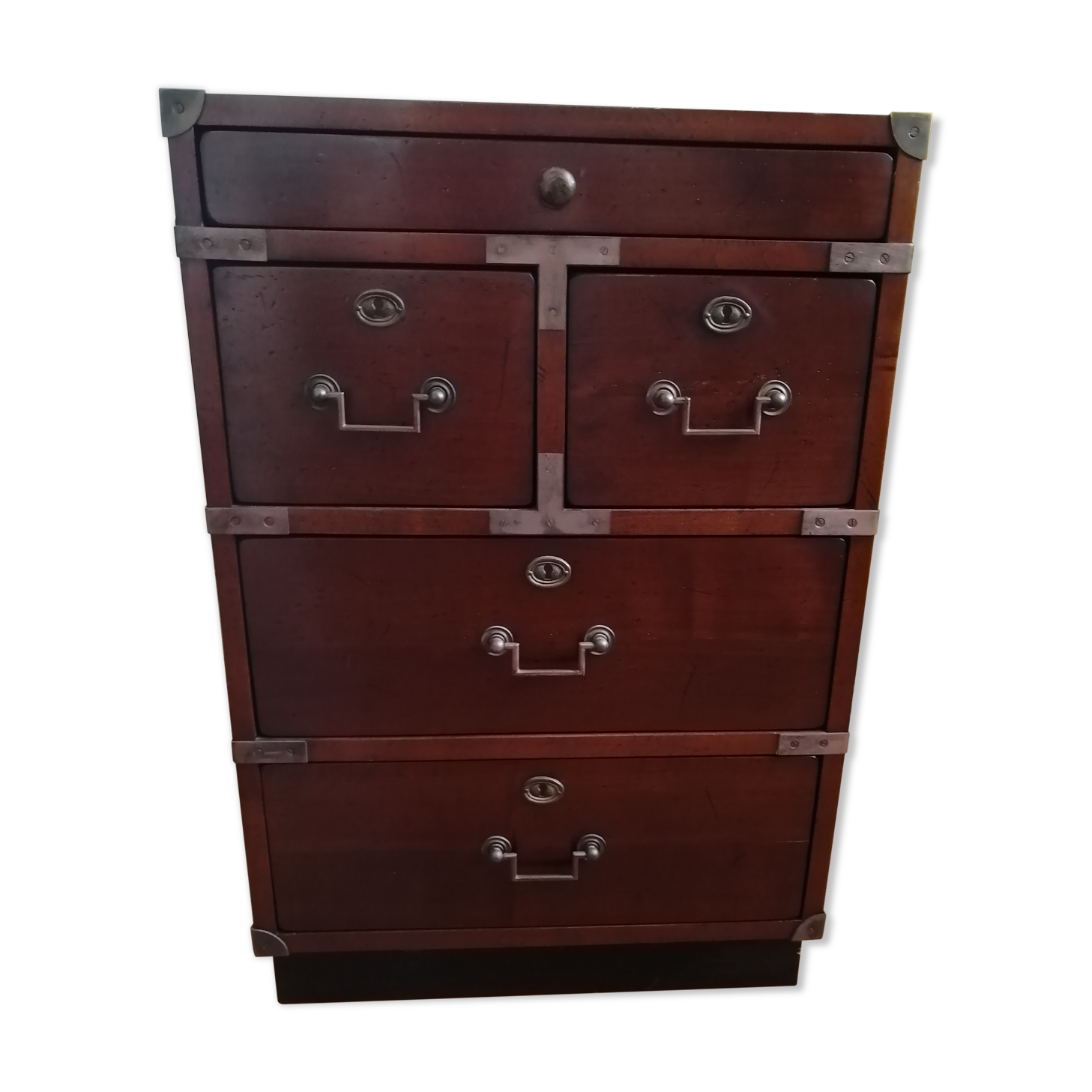 Meuble de style deco marine