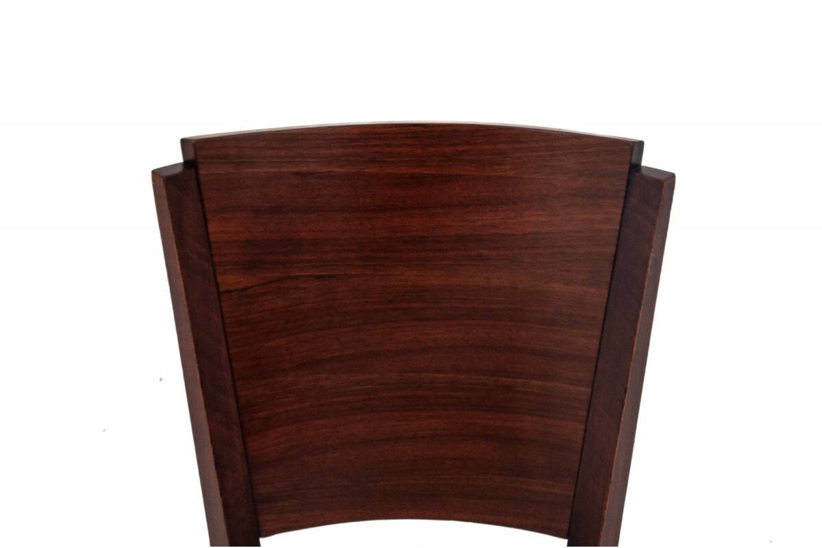 Original walnut extendable table, designed by Louis Majorelle, with 6 Art Deco chairs.