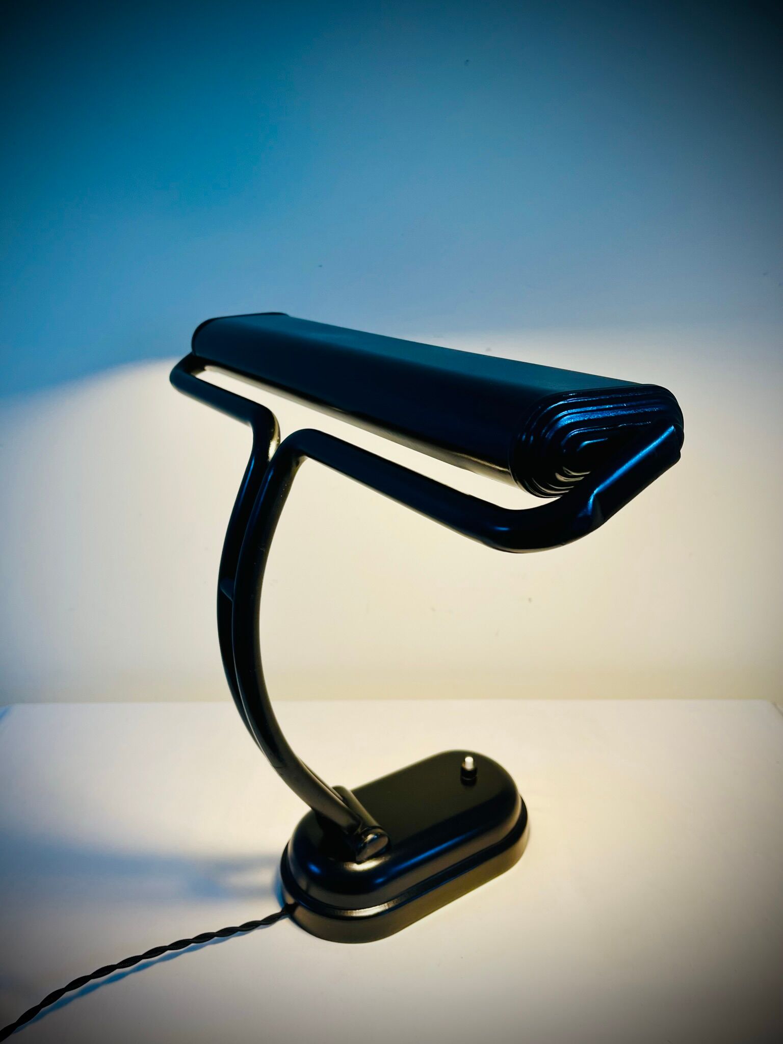 Jumo desk / table lamp