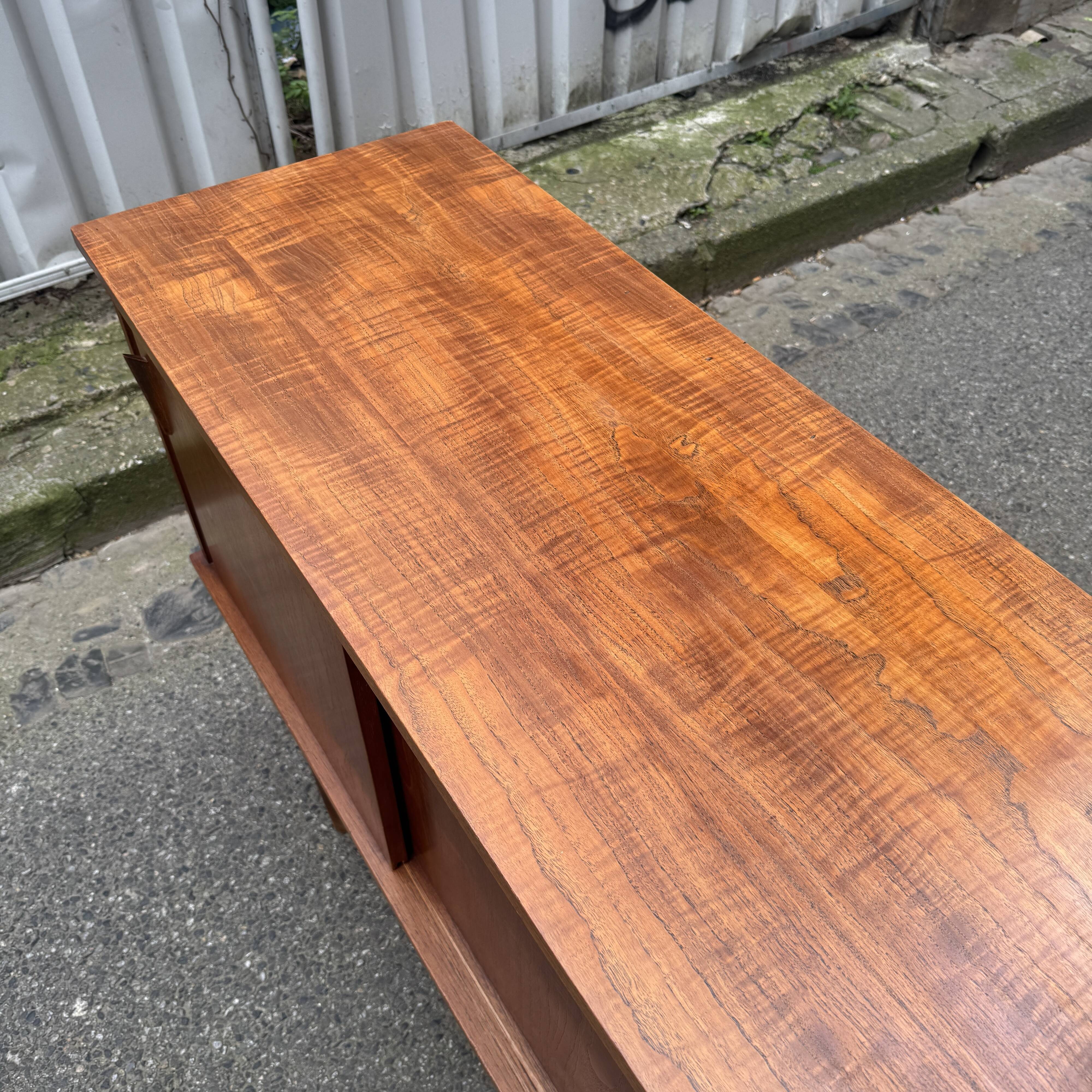 Scandinavian-style enfilade