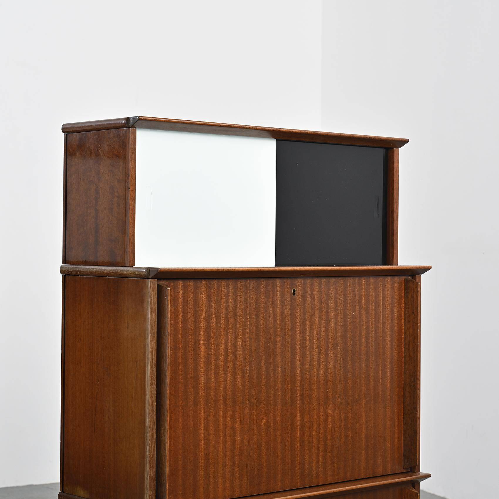 Pair of oscar furniture bookcases, circa 1955