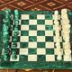 Jeu d'échecs en malachite fait main.