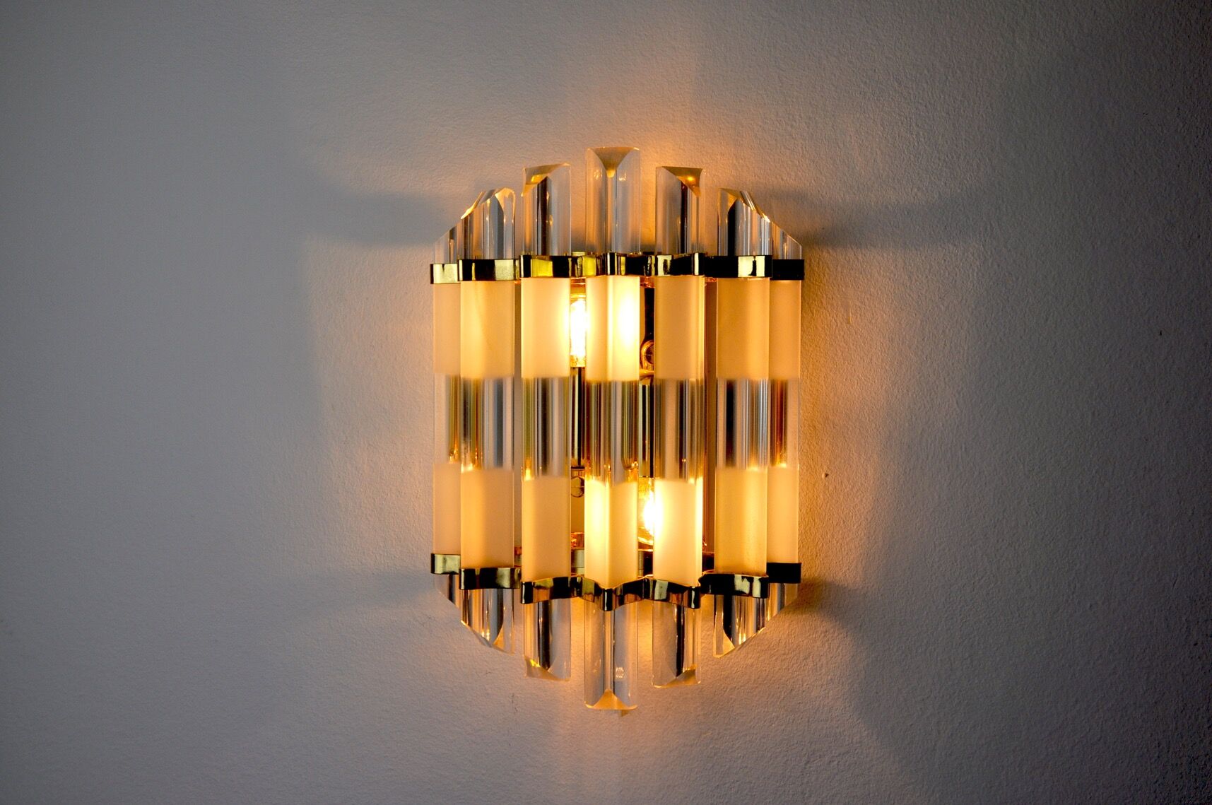 Wall lamp Triedri, Italy, 1970