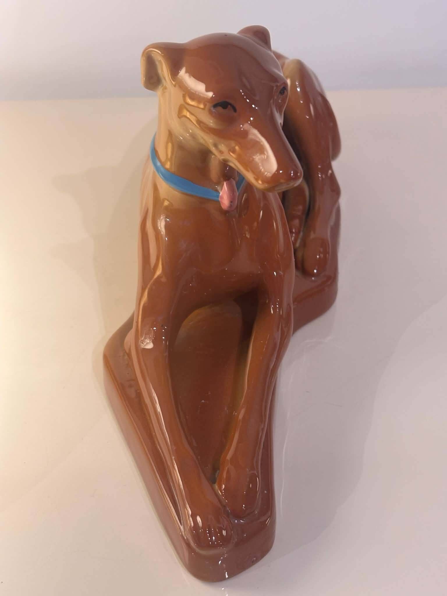 Figurine lévrier