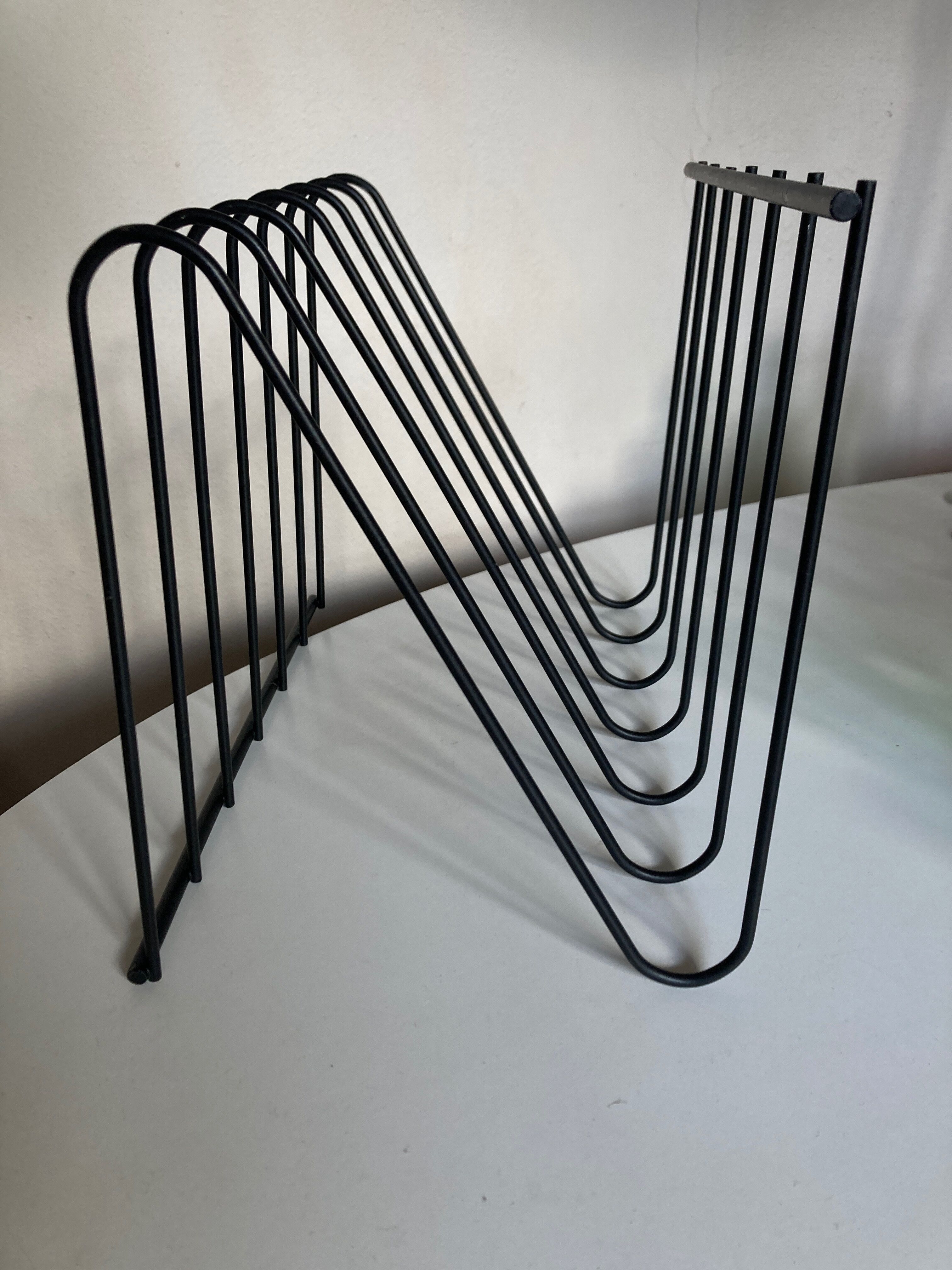 Magazine holder Z design 1970 black