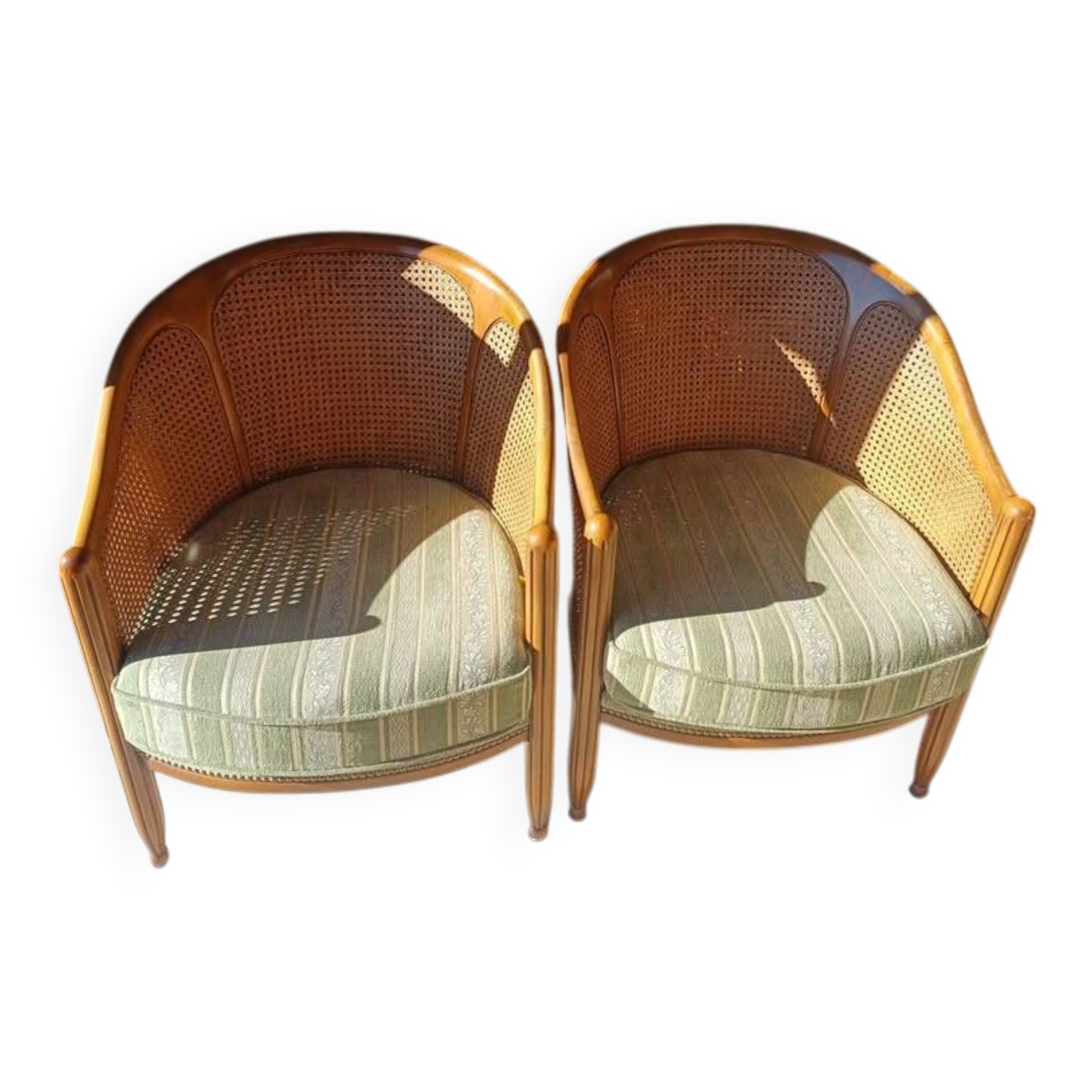 Paire de fauteuils tonneaux