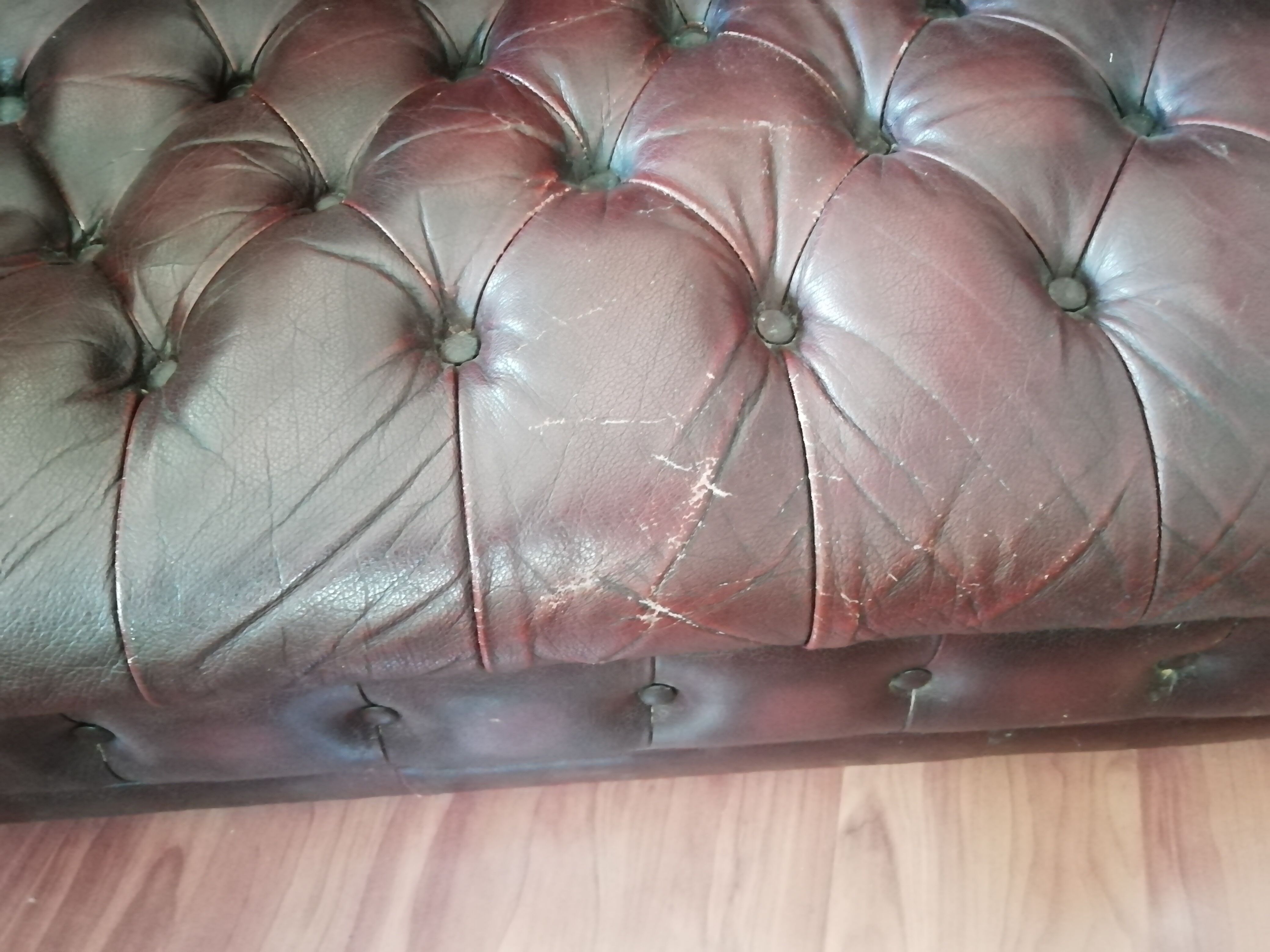 Sofa Chesterfield Vintage 60's-80's red burgundy