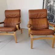 Paire de fauteuils scandinaves vintage