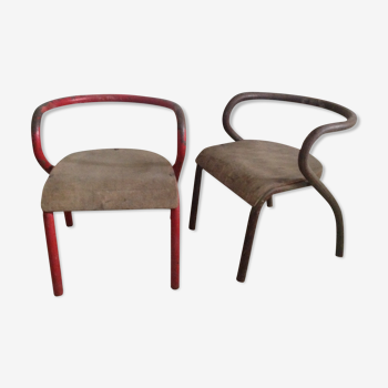 Paire de fauteuils d'écolier par Jacques Hitier en métal et bois, années 50