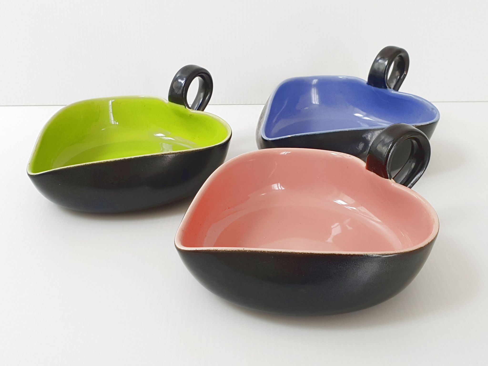 Suite de 3 vide-poches vintage 1960