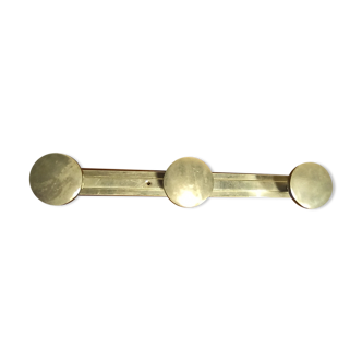 Wall coat rack