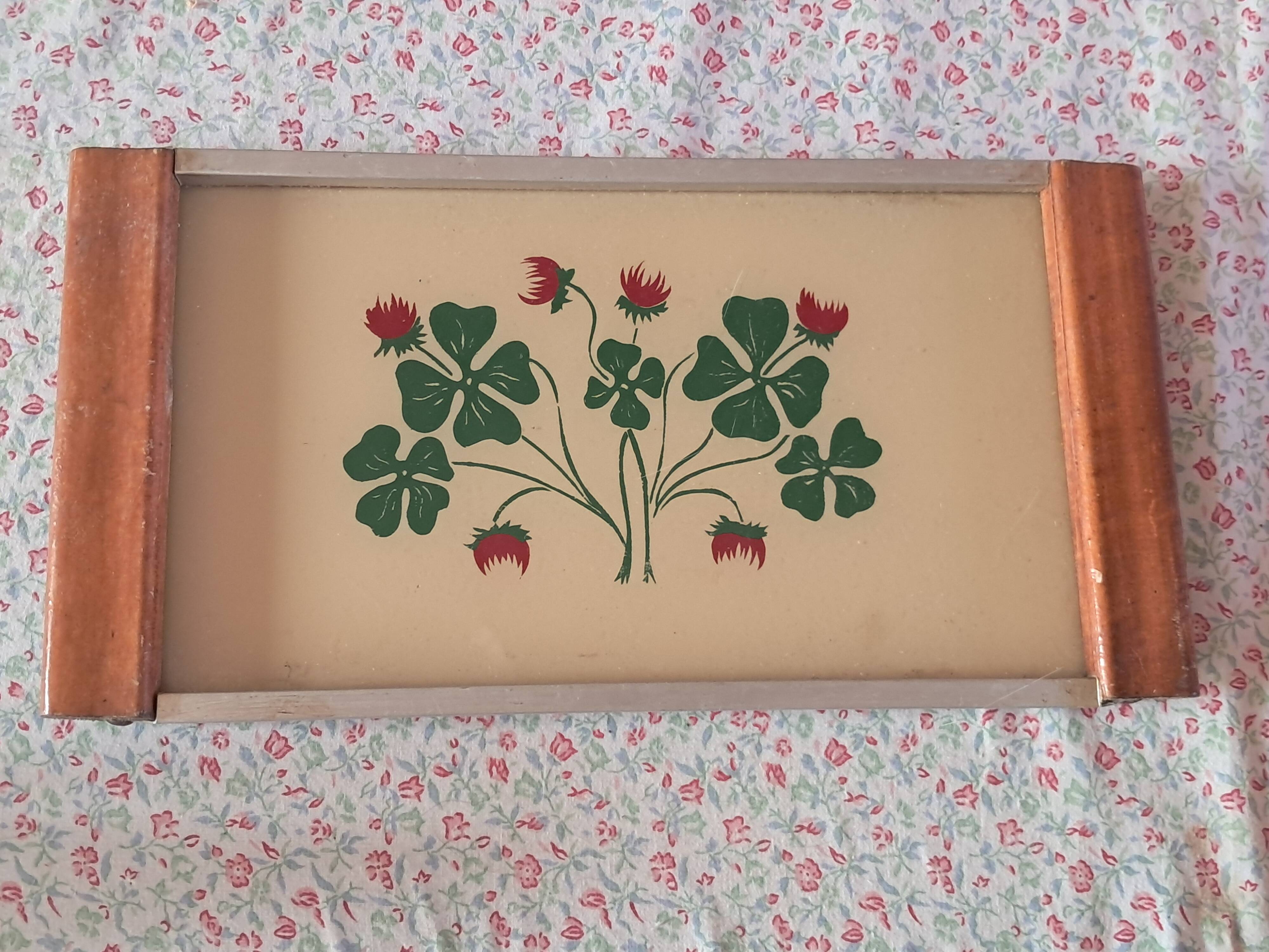 Art deco clovers tray