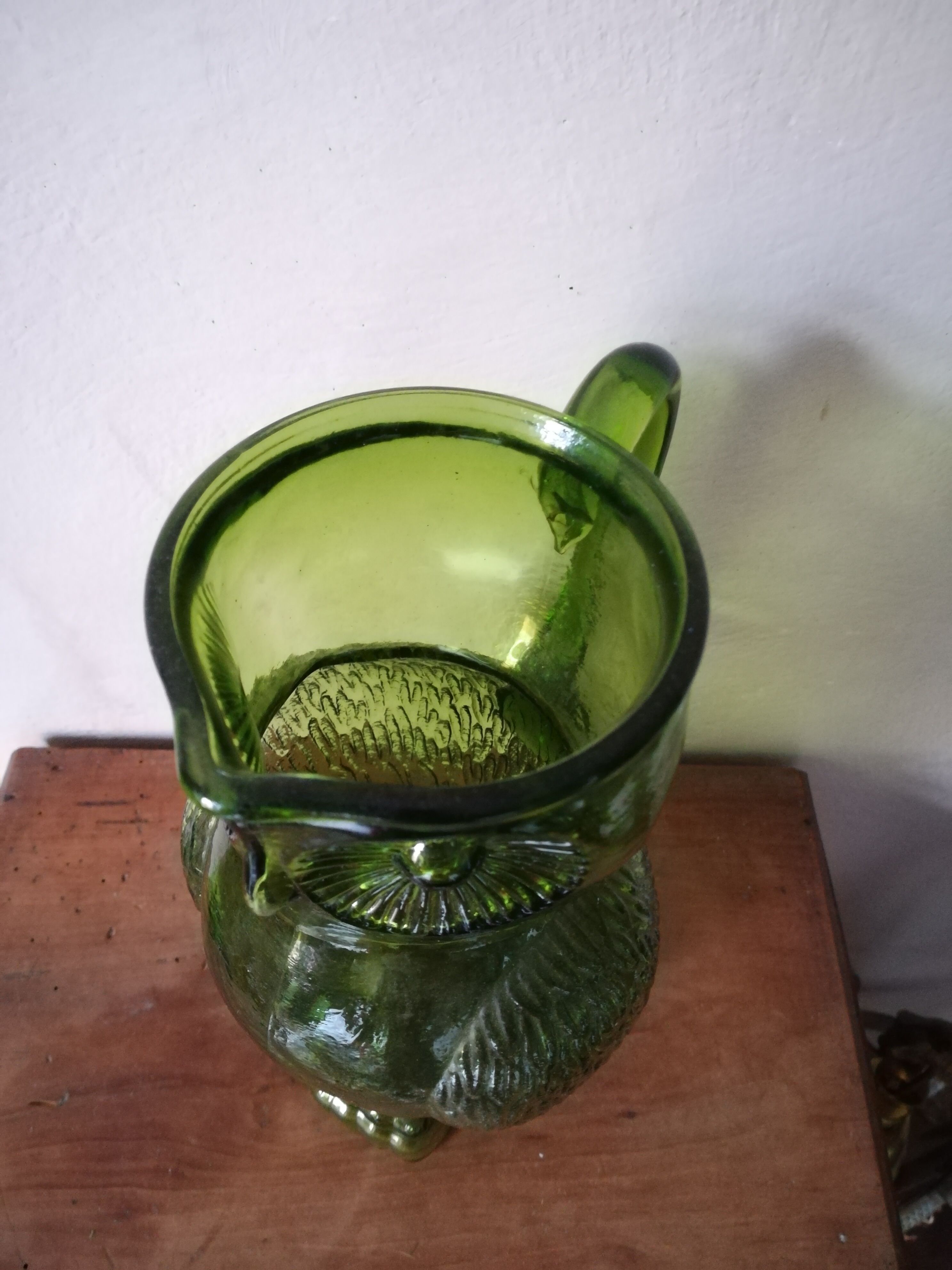 Owl carafe