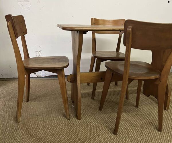 Ensemble table et 4 chaises en bois vintage