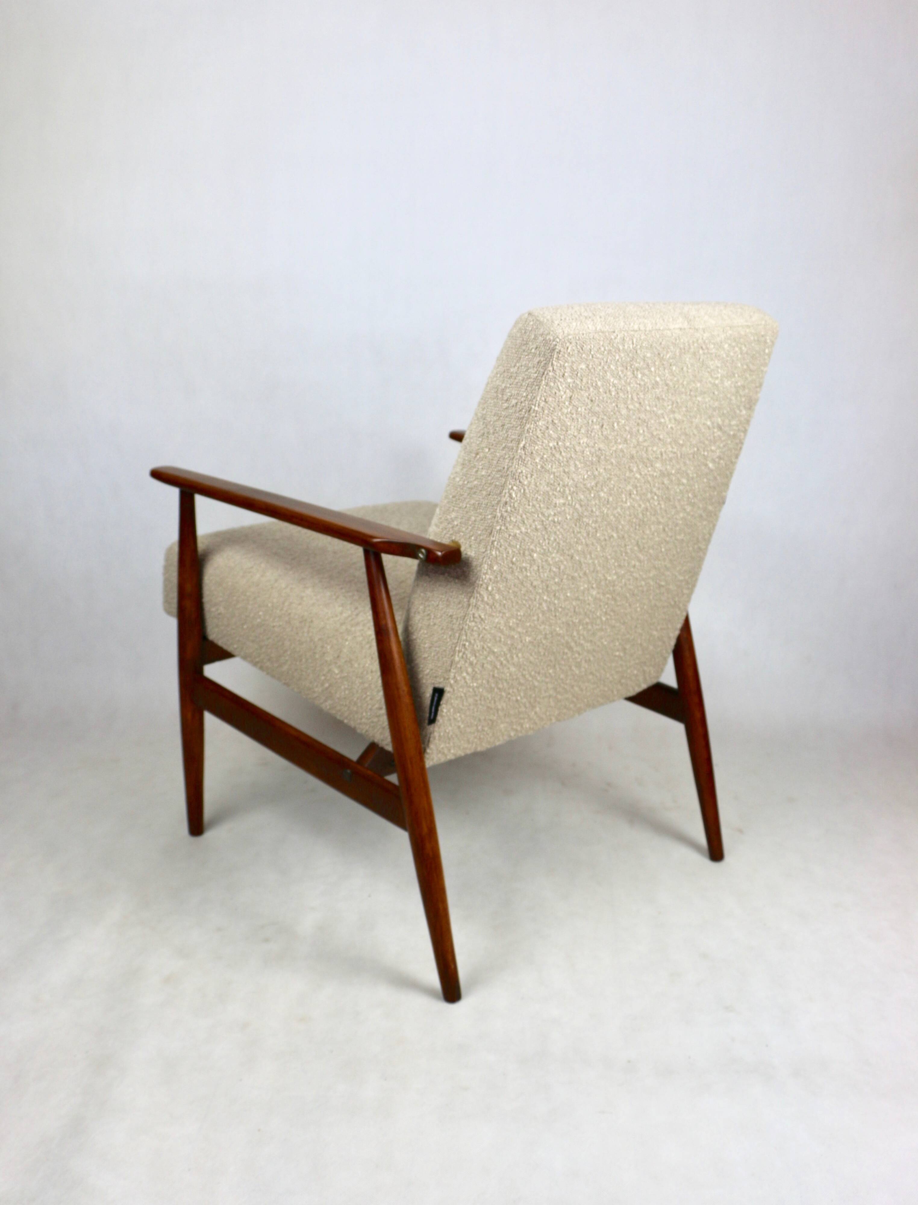 Armchair 'Lis', 1970s beige boucle design by Henryk Lis - natural wood