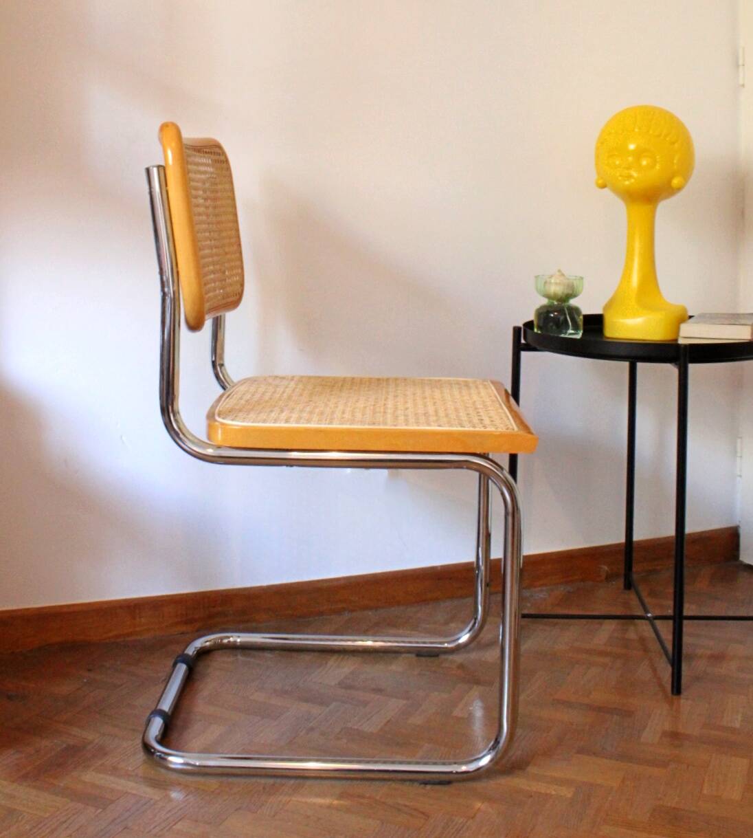 Chair in the B32 style, light wood and cane