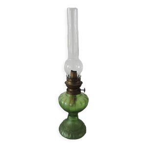 Ancienne Lampe à Pétrole - verre vert