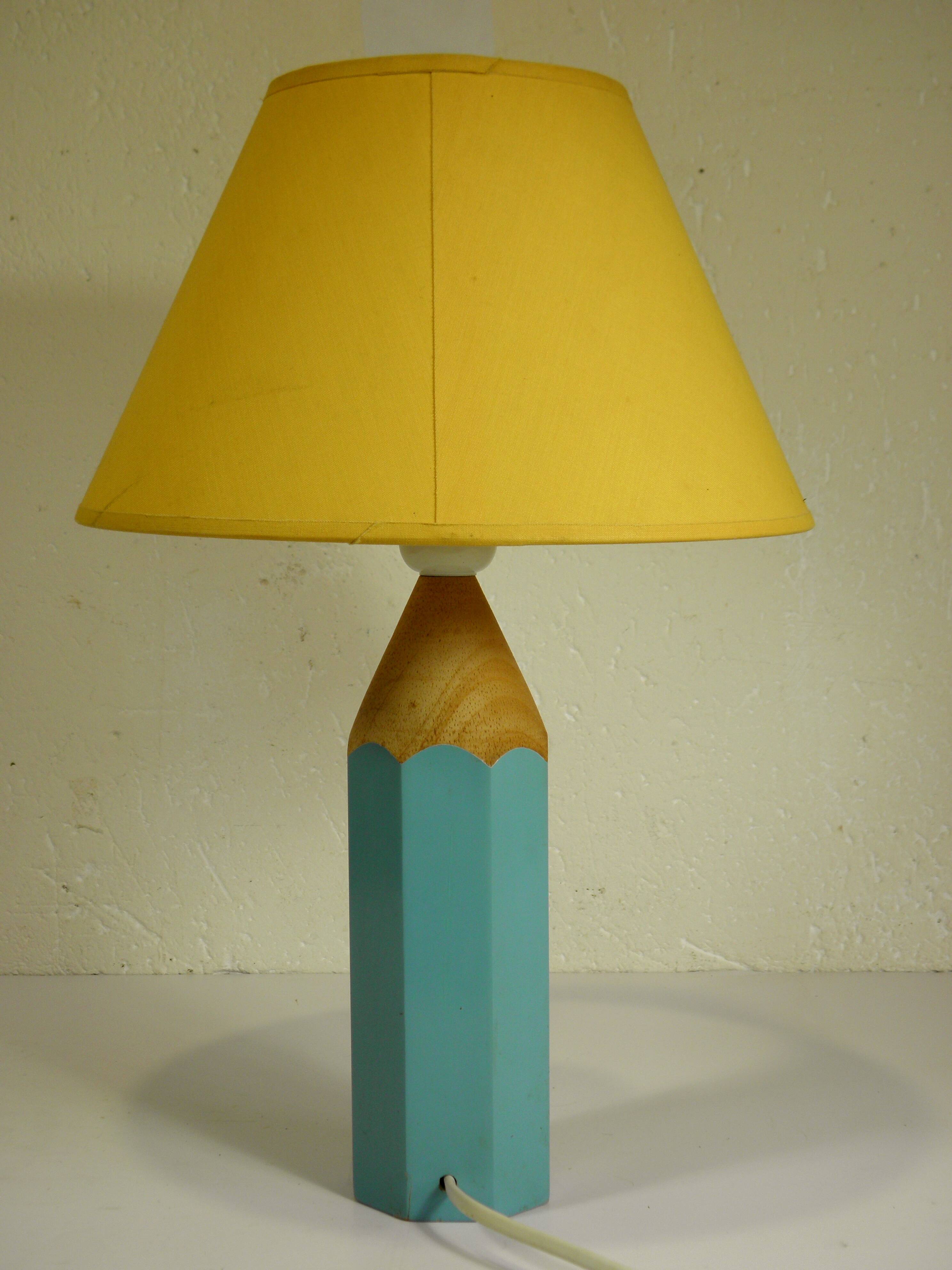 "CRAYON" WOODEN LAMP
