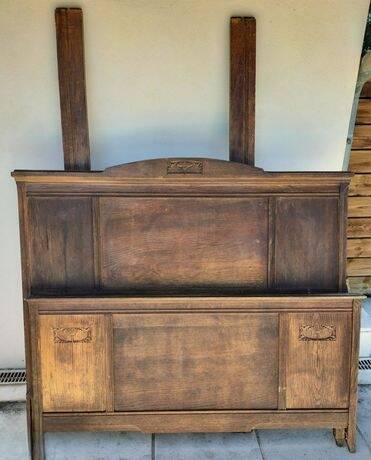 Antique bed frame (20-30) Art Nouveau style in 140cm.