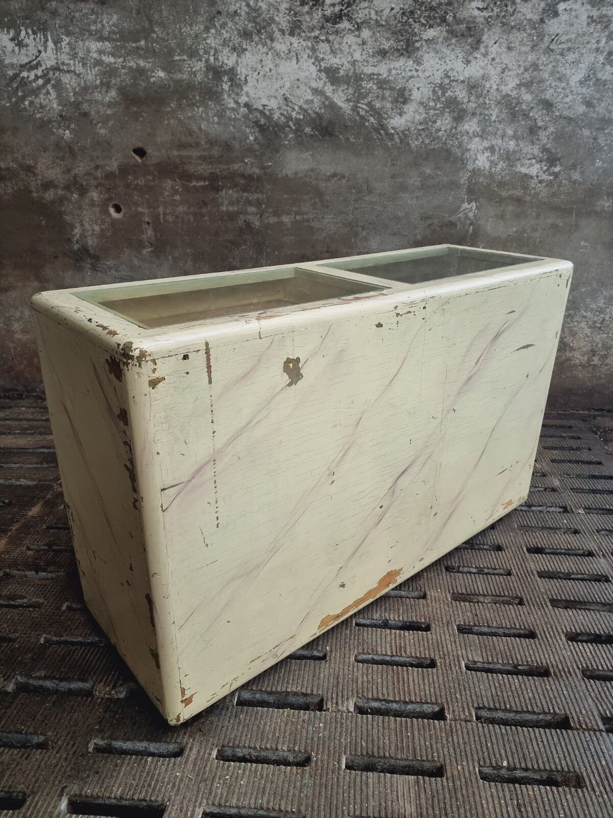 Antique counter drawercabinet