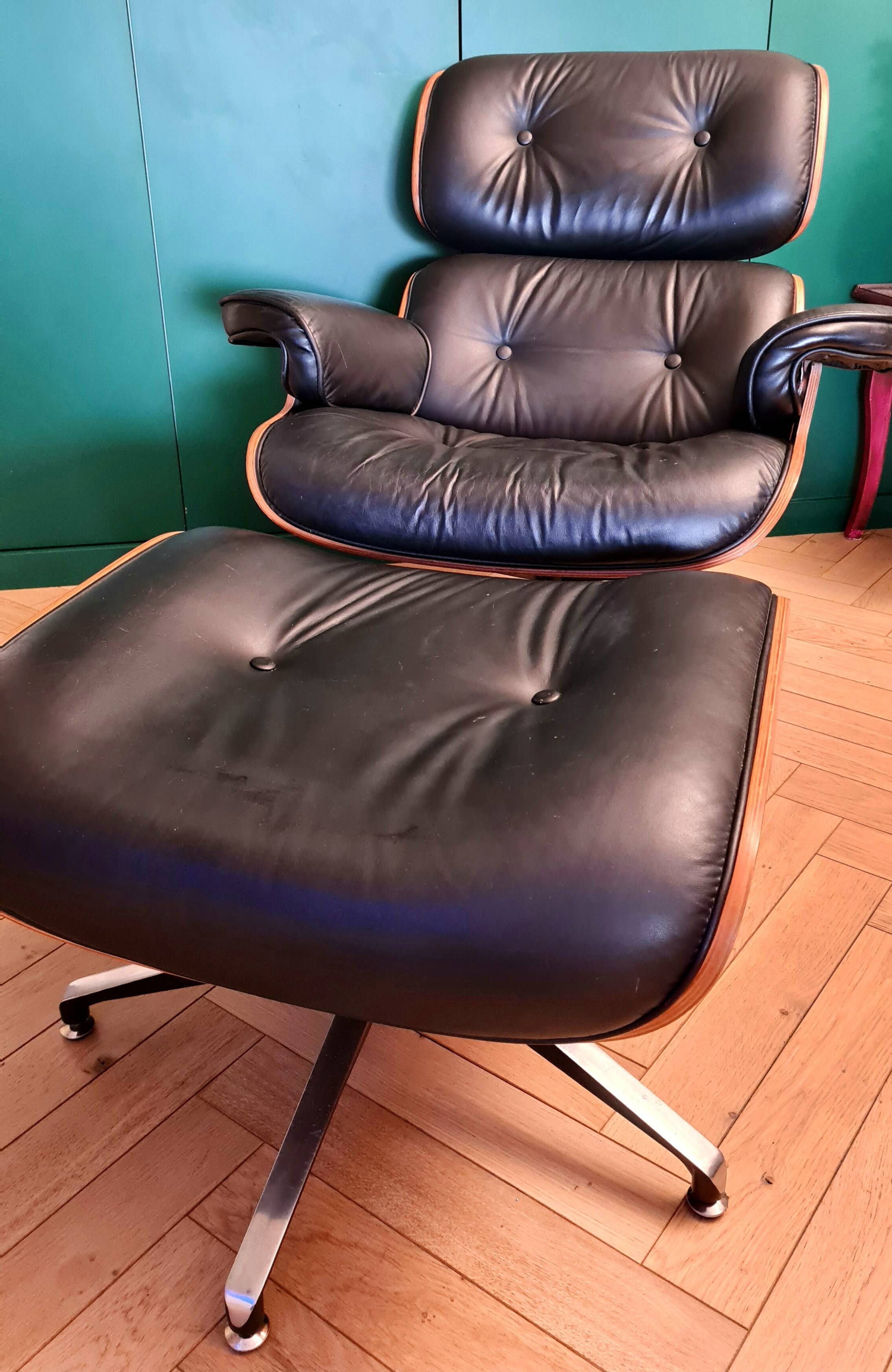 Fauteuil cuir design type années 50